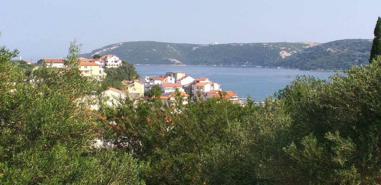 Holiday Apartments Cecilija Supetarska Draga Bagian luar foto